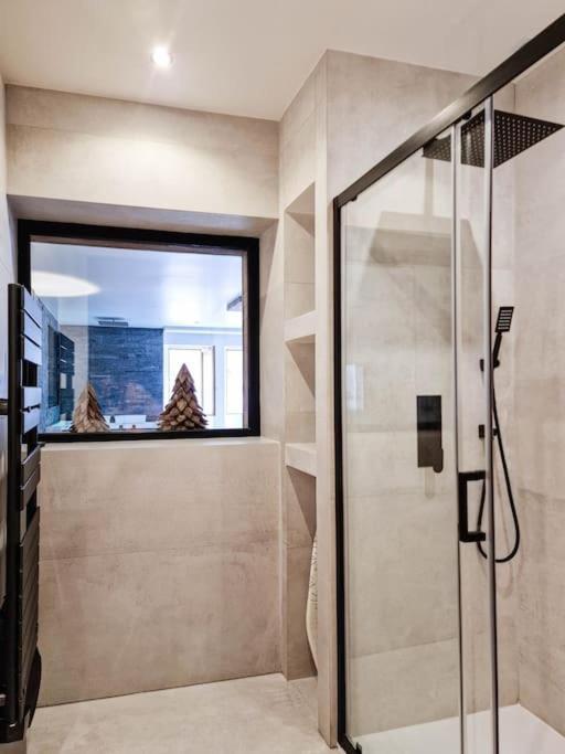 Le Enecy - Spa - Coeur Vieille Ville Анси Экстерьер фото